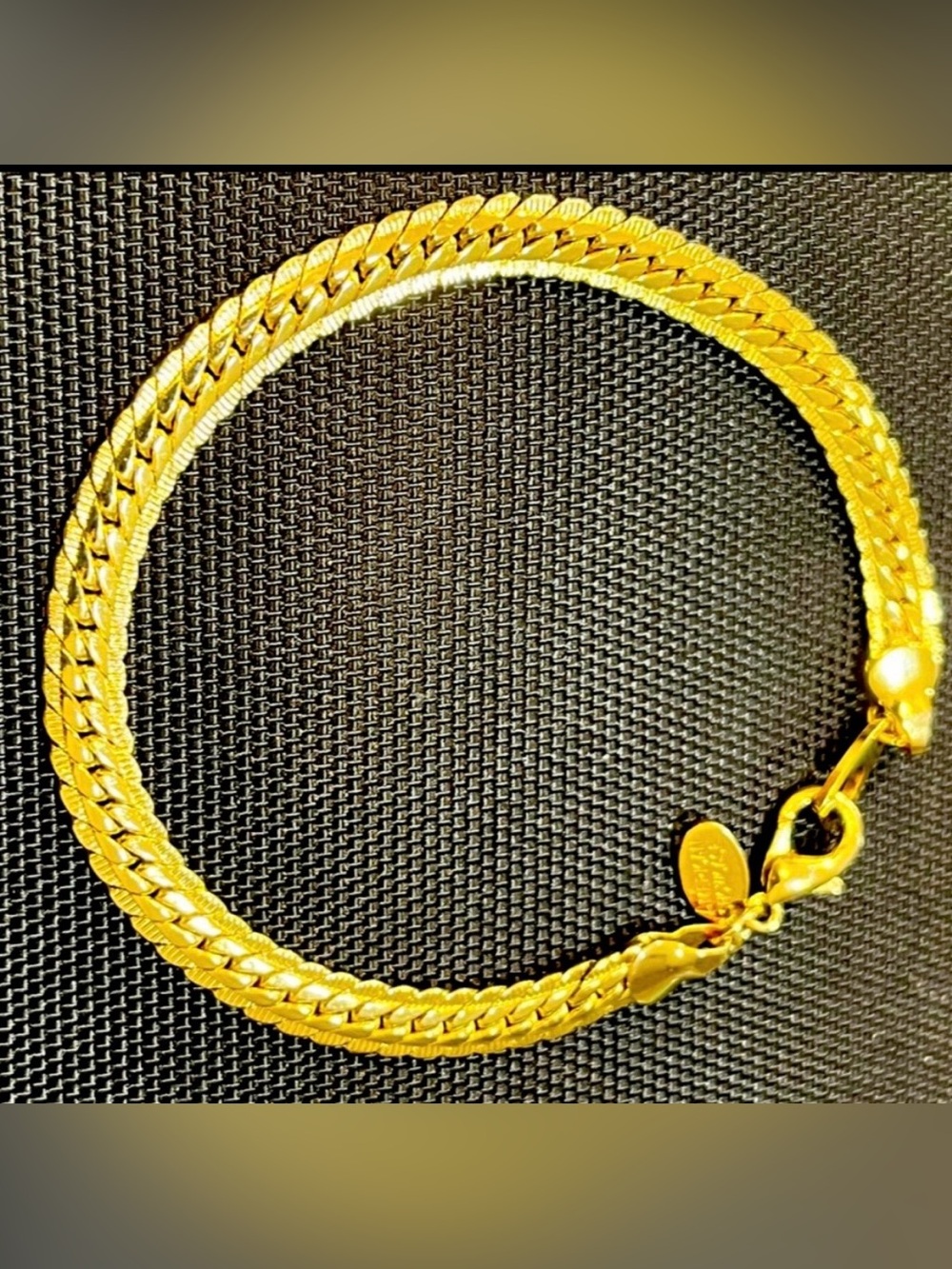 Gold-Tone Women's Chain Bracelet - Elegant Everyday Look